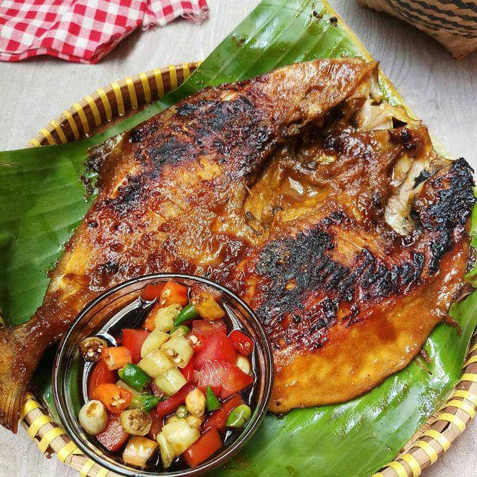 Warung Makan Bu Er: Santapan Hangat di Jantung Cilacap